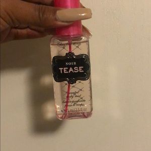 Victoria Secret Noir Tease